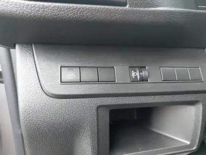 Photo 17 Peugeot Expert  CA FIXE M BLUEHDI 180 S&S EAT8