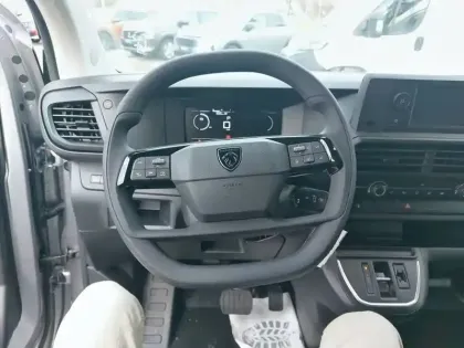 Photo 8 Peugeot Expert  CA FIXE M BLUEHDI 180 S&S EAT8