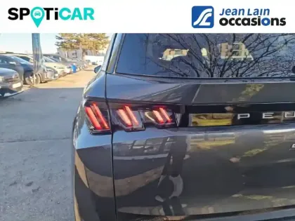 Photo 16 Peugeot 5008  Hybrid 145 e-DCS6