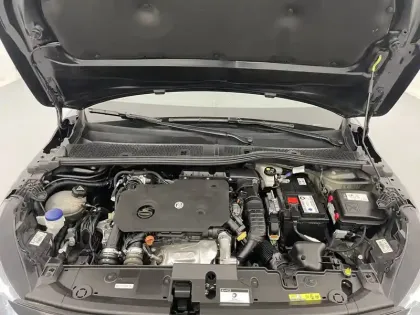 Photo 20 Peugeot 208  BlueHDi 100 S&S BVM6