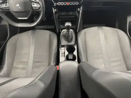 Photo 26 Peugeot 208  BlueHDi 100 S&S BVM6