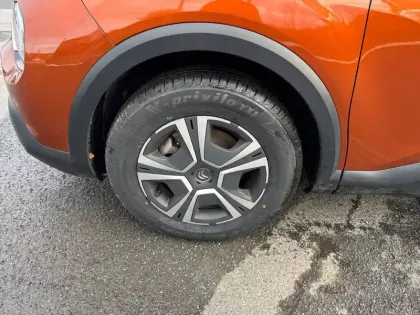 Photo 12 Citroën C4 e- 136 ch Automatique