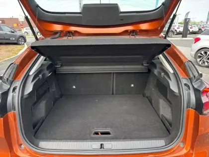 Photo 5 Citroën C4 e- 136 ch Automatique