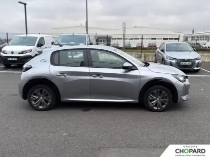 Photo 30 Peugeot 208  Electrique 50 kWh 136ch