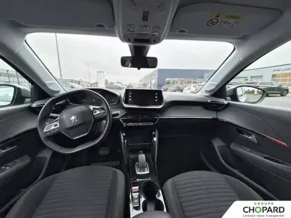 Photo 11 Peugeot 208  Electrique 50 kWh 136ch
