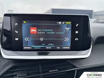 Photo 13 Peugeot 208  Electrique 50 kWh 136ch