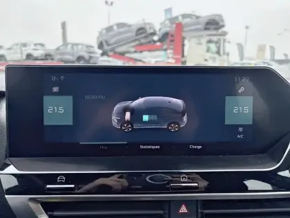 Photo 29 Citroën C4 e- 136 ch Automatique