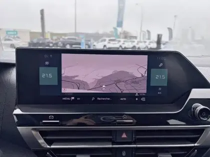 Photo 19 Citroën C4 e- 136 ch Automatique