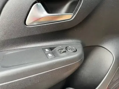 Photo 17 Opel Corsa  1.2 75 ch BVM5