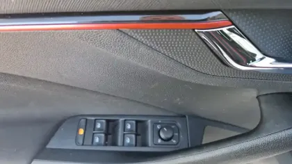 Photo 24 Skoda Kamiq  1.0 TSI Evo 110 ch DSG7