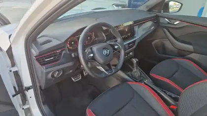 Photo 30 Skoda Kamiq  1.0 TSI Evo 110 ch DSG7