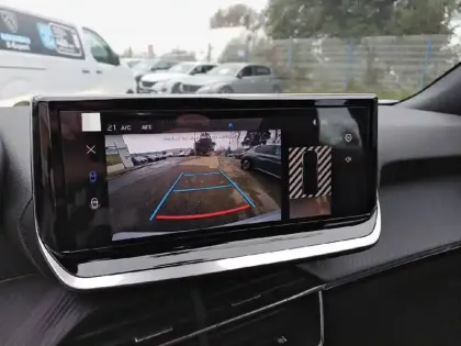 Photo 14 Peugeot 2008  Hybrid 145 e-DCS6