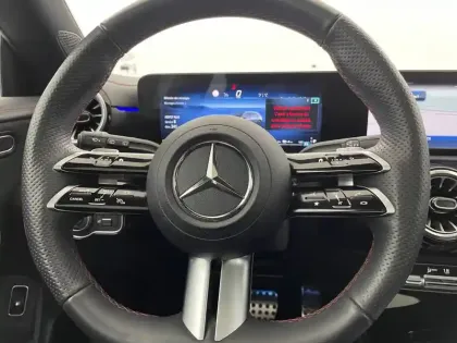 Photo 56 Mercedes CLA  Shooting Brake 250 e Hybrid EQ 8G-DCT