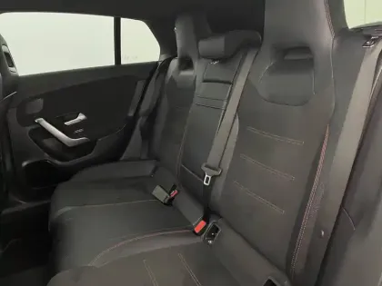 Photo 49 Mercedes CLA  Shooting Brake 250 e Hybrid EQ 8G-DCT