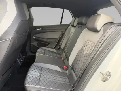 Photo 11 Volkswagen Golf  2.0 TDI SCR 150 DSG7