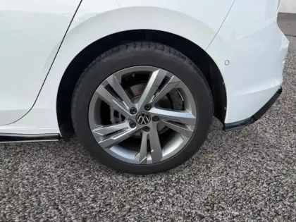 Photo 6 Volkswagen Golf  2.0 TDI SCR 150 DSG7