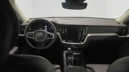 Photo 5 Volvo V60  T6 AWD Hybride Rechargeable 253 ch + 145 ch Geartronic 8