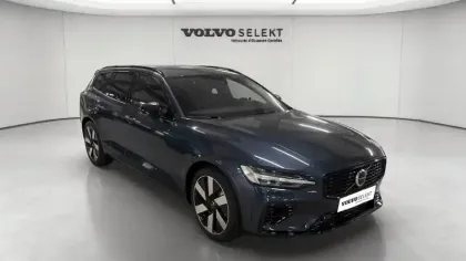 Photo 10 Volvo V60  T6 AWD Hybride Rechargeable 253 ch + 145 ch Geartronic 8