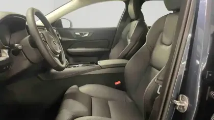 Photo 12 Volvo V60  T6 AWD Hybride Rechargeable 253 ch + 145 ch Geartronic 8