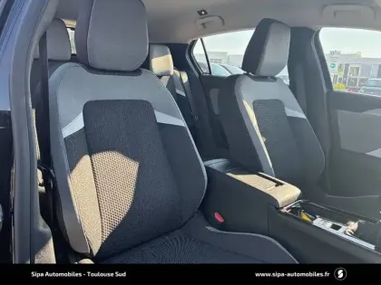 Photo 19 Opel Astra  1.2 Turbo 110 ch BVM6