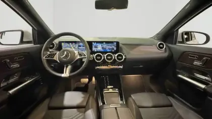 Photo 5 Mercedes GLA  200 7G-DCT