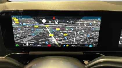 Photo 11 Mercedes GLA  200 7G-DCT