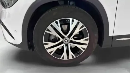 Photo 12 Mercedes GLA  200 7G-DCT