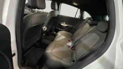 Photo 25 Mercedes GLA  200 7G-DCT