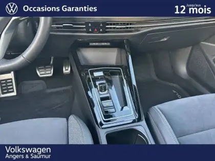 Photo 13 Volkswagen Golf  1.5 eTSI EVO2 150 DSG7