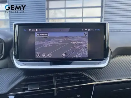 Photo 17 Peugeot 2008  PureTech 100 S&S BVM6