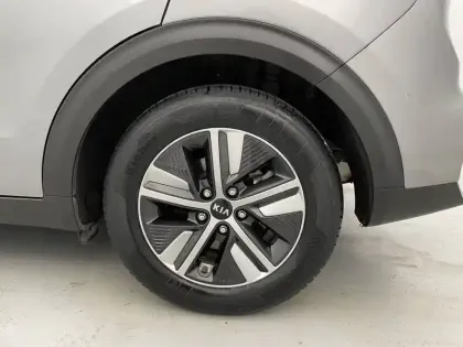 Photo 15 Kia Niro  1.6 GDi Hybride 141 ch DCT6