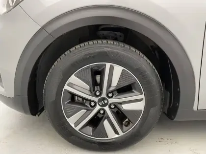 Photo 16 Kia Niro  1.6 GDi Hybride 141 ch DCT6