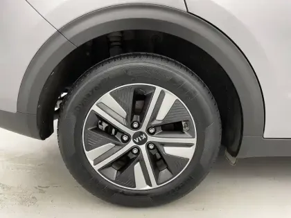 Photo 18 Kia Niro  1.6 GDi Hybride 141 ch DCT6