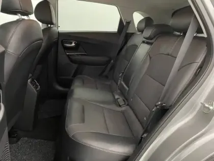 Photo 14 Kia Niro  1.6 GDi Hybride 141 ch DCT6