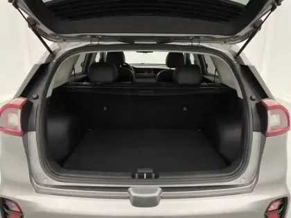 Photo 12 Kia Niro  1.6 GDi Hybride 141 ch DCT6