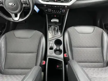 Photo 23 Kia Niro  1.6 GDi Hybride 141 ch DCT6