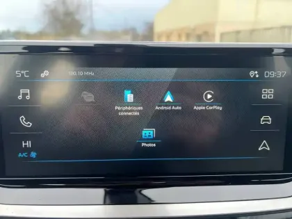 Photo 45 Peugeot 2008  PureTech 100 S&S BVM6