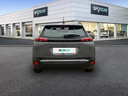 Photo 20 Peugeot 2008  PureTech 100 S&S BVM6