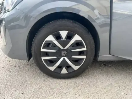 Photo 10 Peugeot 208  PureTech 100 S&S BVM6