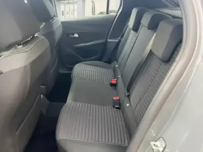 Photo 9 Peugeot 208  PureTech 100 S&S BVM6