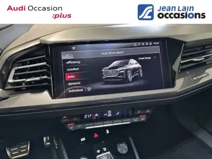 Photo 13 Audi Q4  e-tron Sportback 45 285 ch 82 kWh