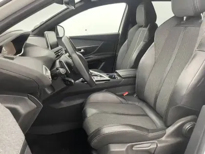 Photo 12 Peugeot 3008  1.6 BlueHDi 120ch S&S EAT6