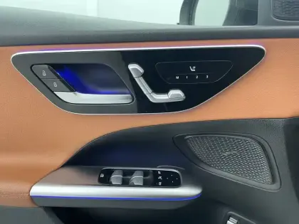 Photo 24 Mercedes Classe C  300 e 9G-Tronic e-Hybrid EQ