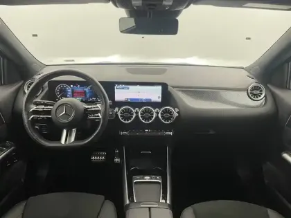 Photo 28 Mercedes GLA  250 e Hybrid EQ 8G-DCT