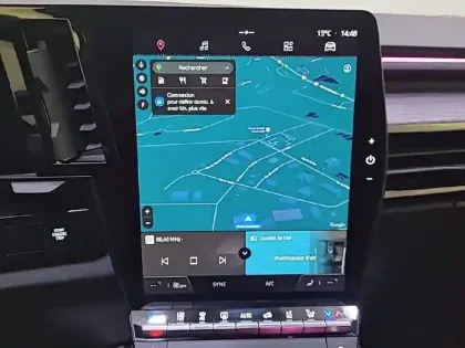 Photo 18 Renault Austral  E-Tech hybrid 200