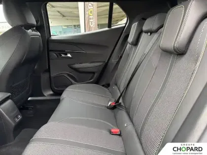 Photo 17 Peugeot 2008  Hybrid 136 e-DCS6