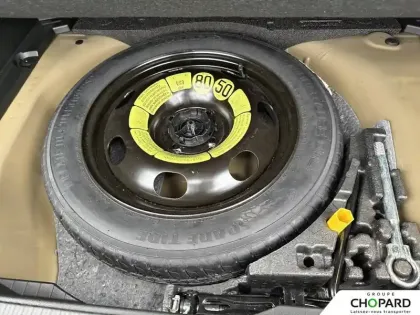 Photo 23 Peugeot 2008  Hybrid 136 e-DCS6