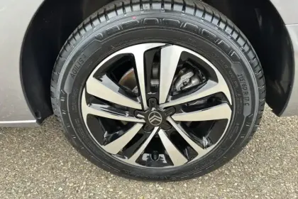 Photo 15 Citroën Spacetourer Holidays Diesel 180 ch boîte automatique