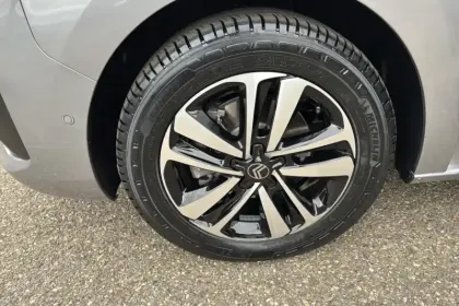 Photo 13 Citroën Spacetourer Holidays Diesel 180 ch boîte automatique