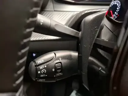 Photo 15 Peugeot 208  100 S&S BVM6